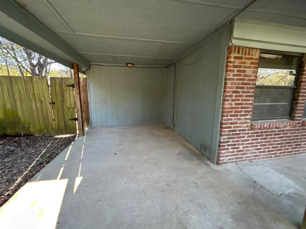 928 Vz County Road 3828 Wills Point, TX 75169 - Photo 5 of 29 a view of entryway