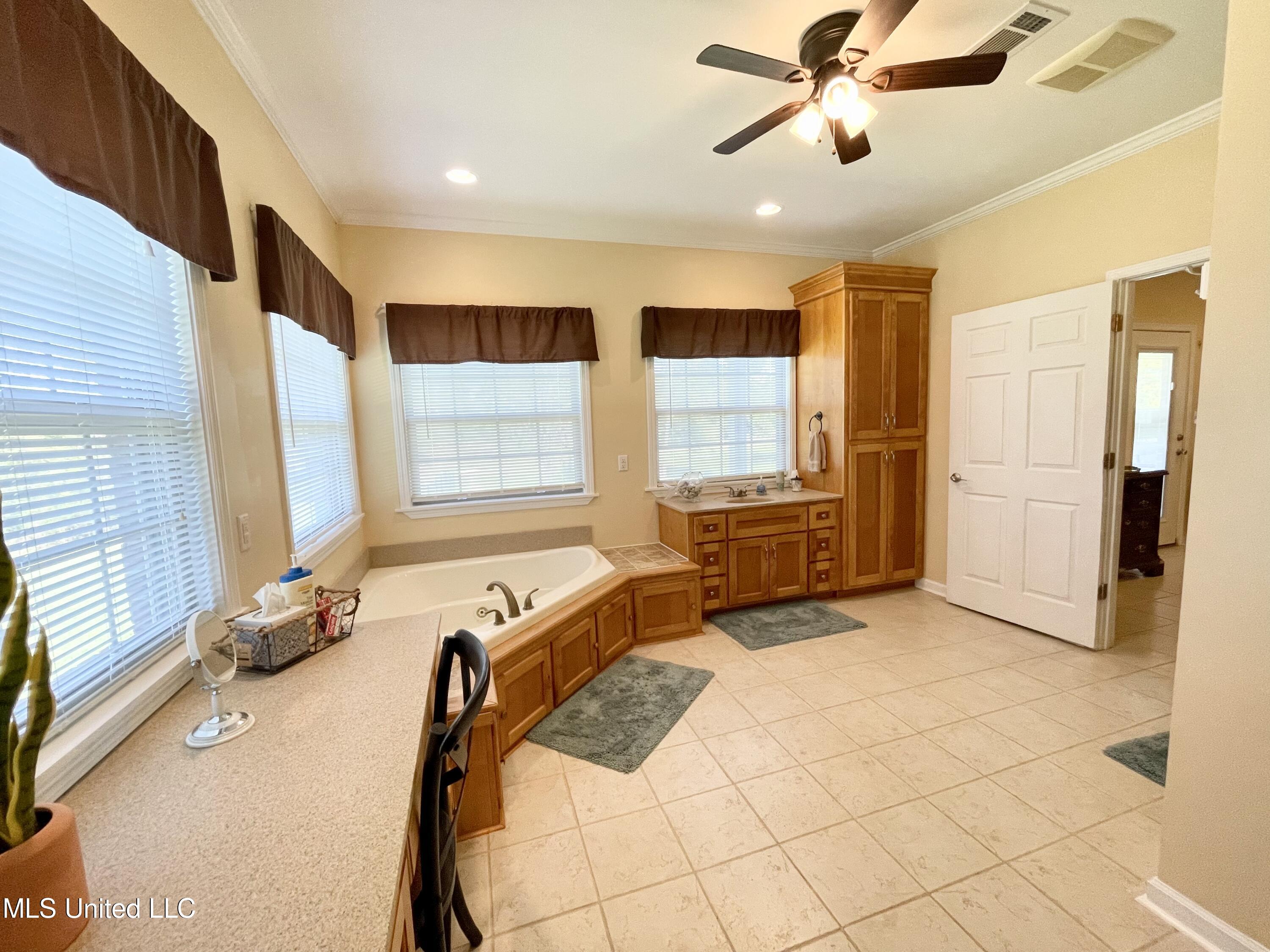 2042 Mathis Road Crystal Springs, MS 39059 - Photo 21 of 47 E6B745F4-D7E7-45BD-B8A5-FF1D47186F3E