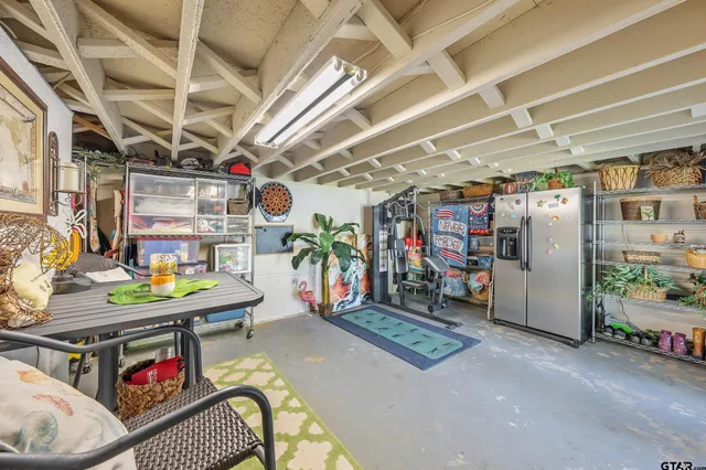 a view of utility room