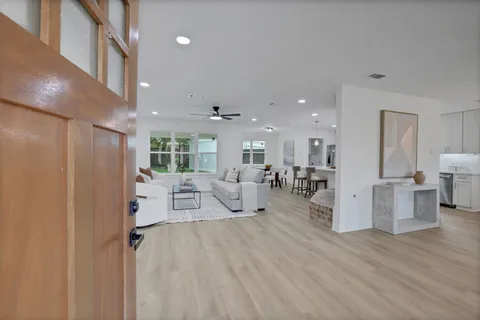 $630,000 | 3019 Stetson Lane, Houston, TX 77043