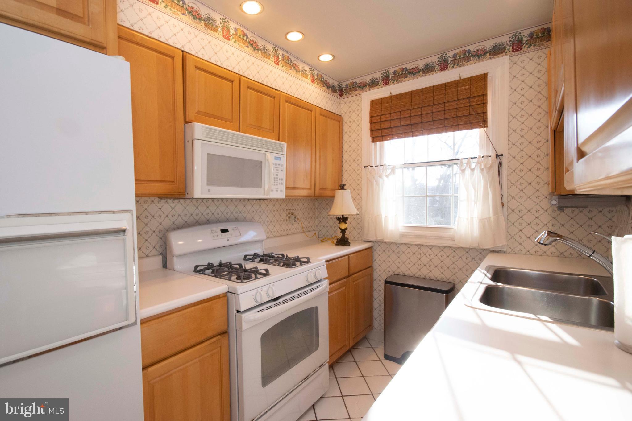 834 Fairfax Road Drexel Hill, PA 19026 - Photo 15 of 29