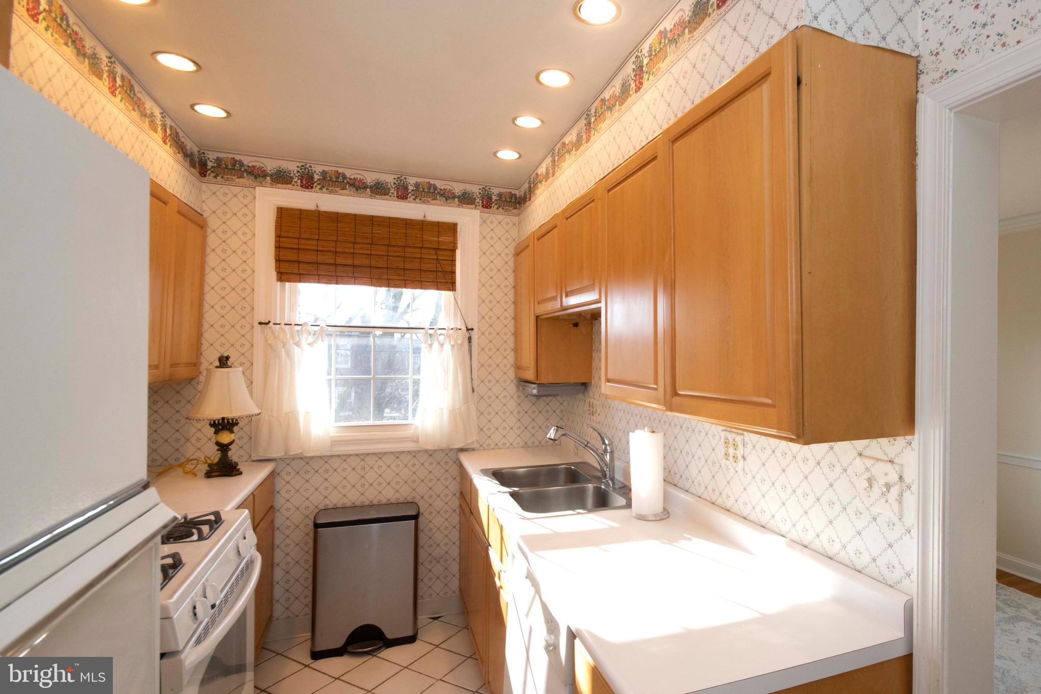834 Fairfax Road Drexel Hill, PA 19026 - Photo 16 of 29