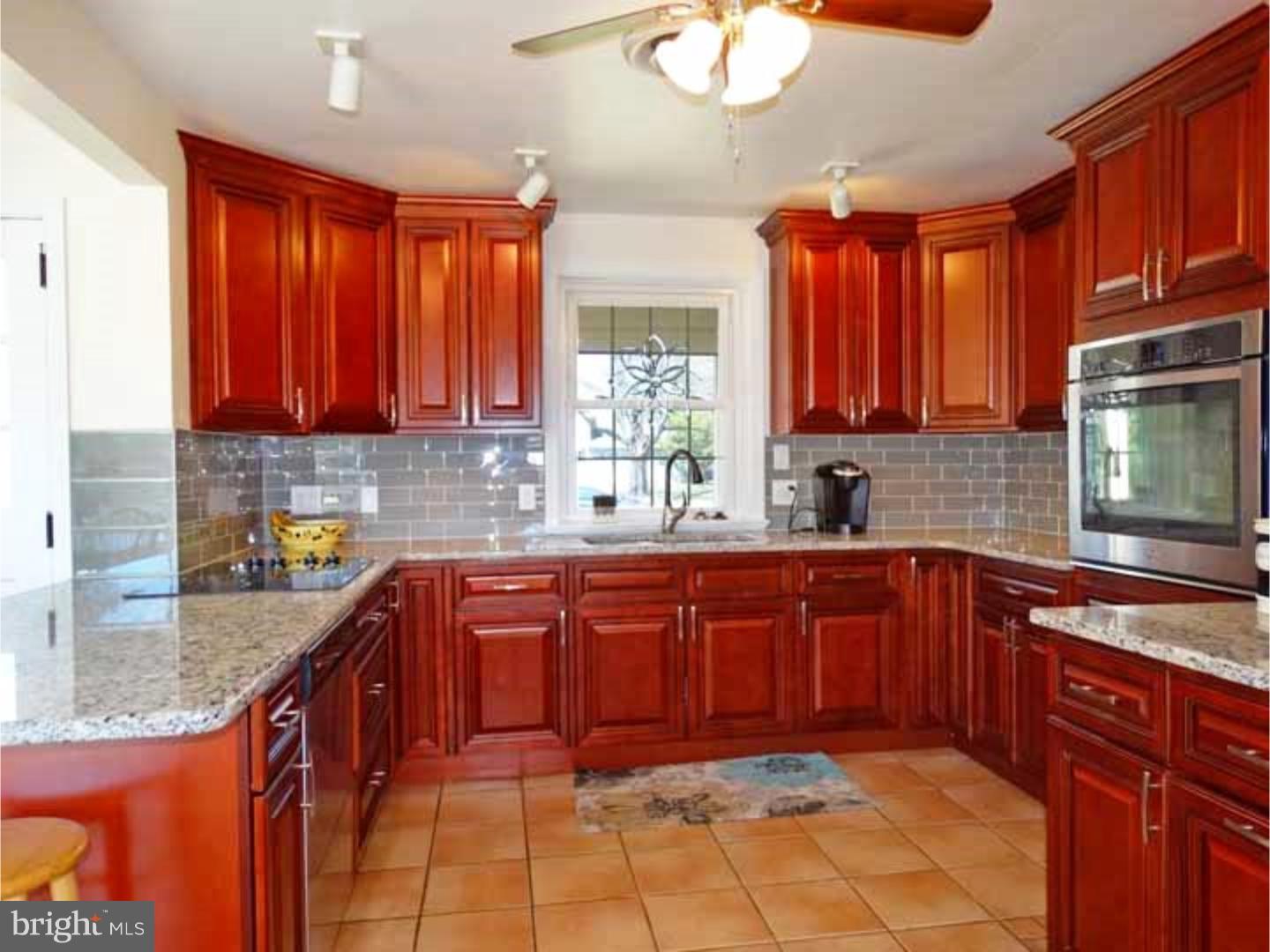 148 Coach Road Langhorne, PA 19047 - Photo 2 of 25 Kitchen