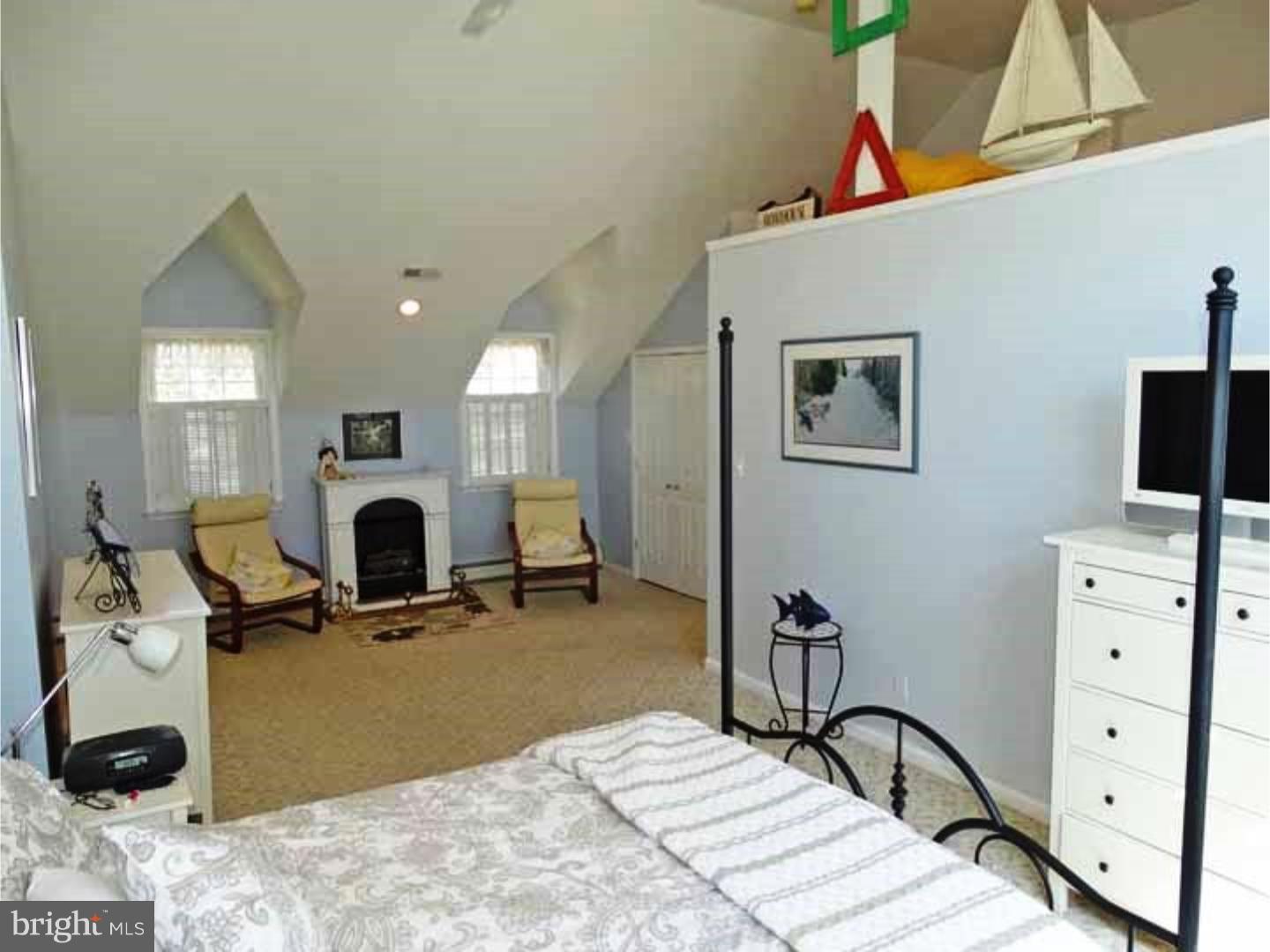 148 Coach Road Langhorne, PA 19047 - Photo 14 of 25 Bedroom - Main