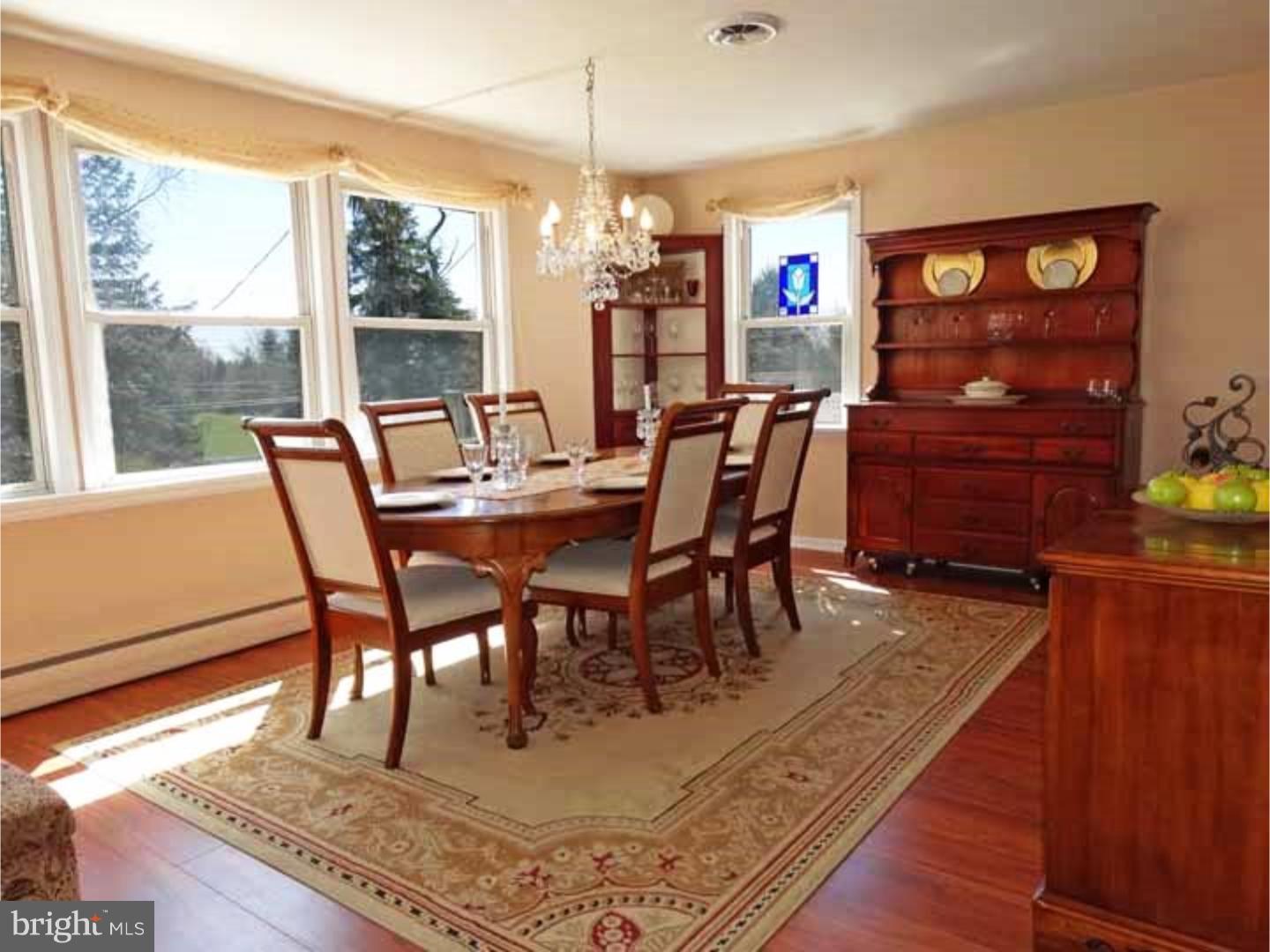 148 Coach Road Langhorne, PA 19047 - Photo 5 of 25 Dining Room