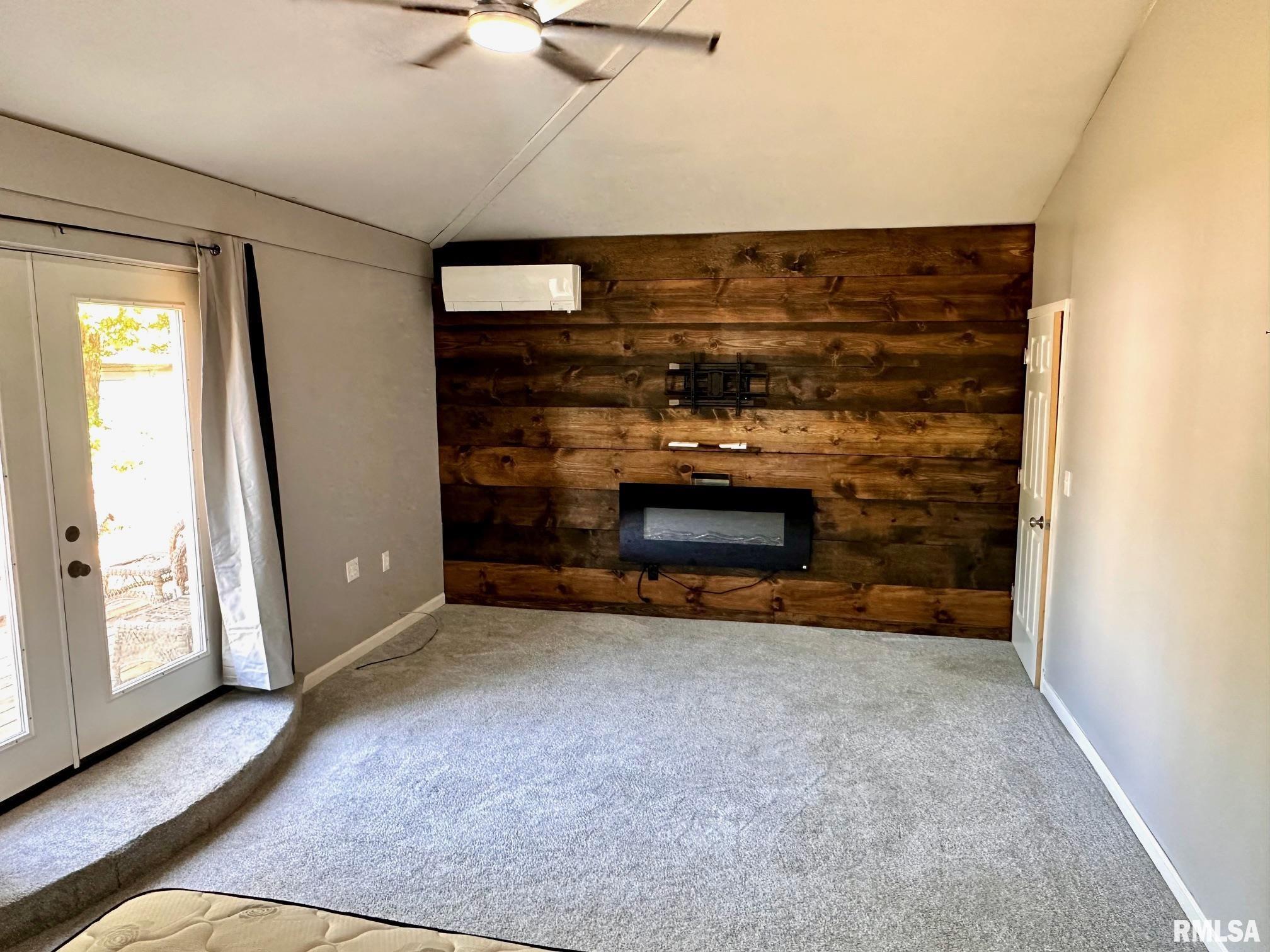 1106 East Vandalia Road Jacksonville, IL 62650 - Photo 14 of 35