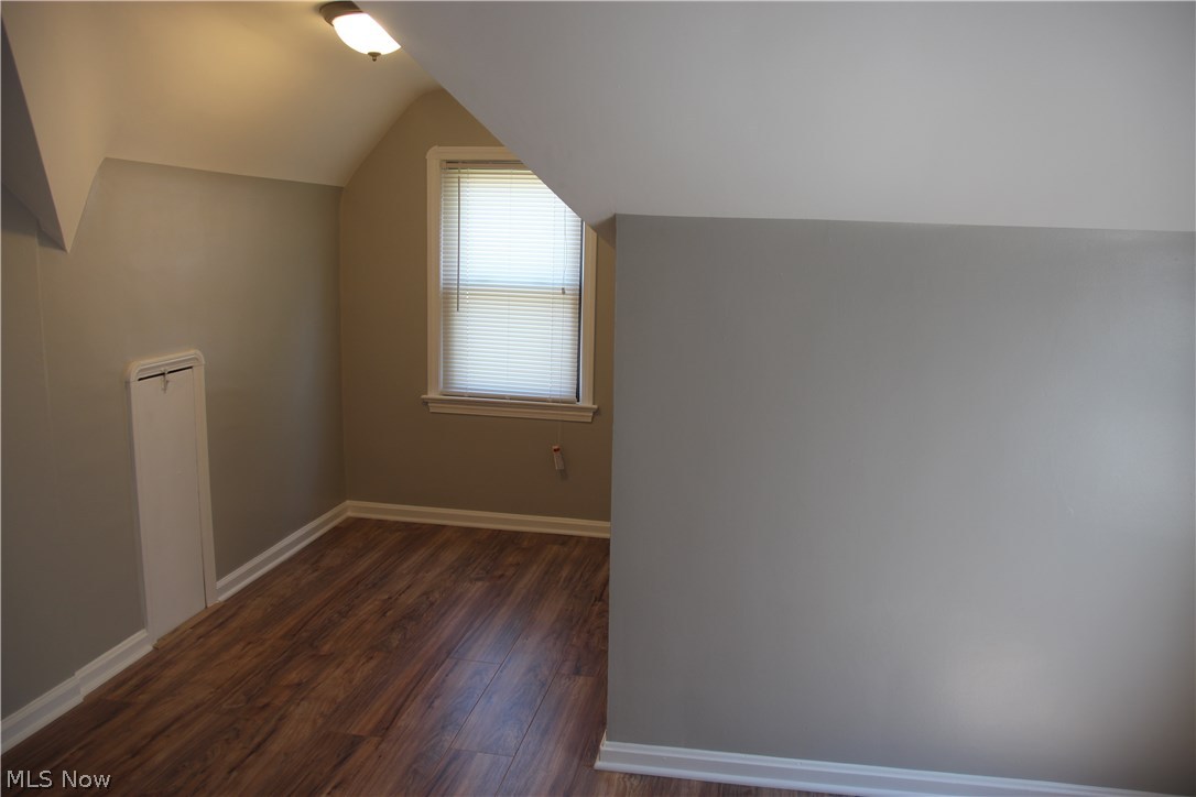 7411 Jameson Road Parma, OH 44129 - Photo 15 of 35