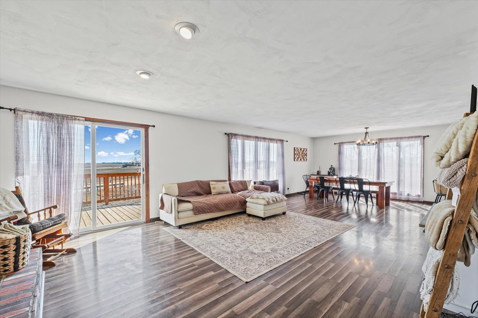 42242 North 770 East Road Rankin, IL 60960 - Photo 6 of 30