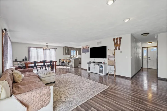 $255,000 | 42242 North 770 East Road, Rankin, IL 60960