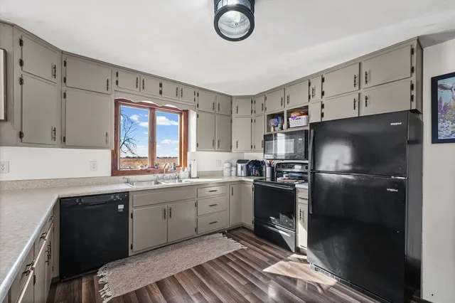 $255,000 | 42242 North 770 East Road, Rankin, IL 60960