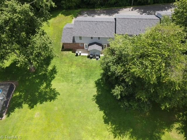 1908 Cardinal Drive Mount Airy, NC 27030 - Photo 12 of 25 Gallery Image 12