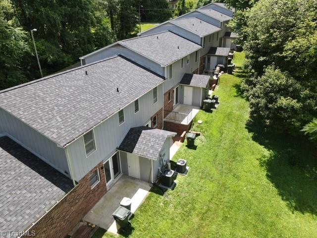 1908 Cardinal Drive Mount Airy, NC 27030 - Photo 7 of 25 Gallery Image 7