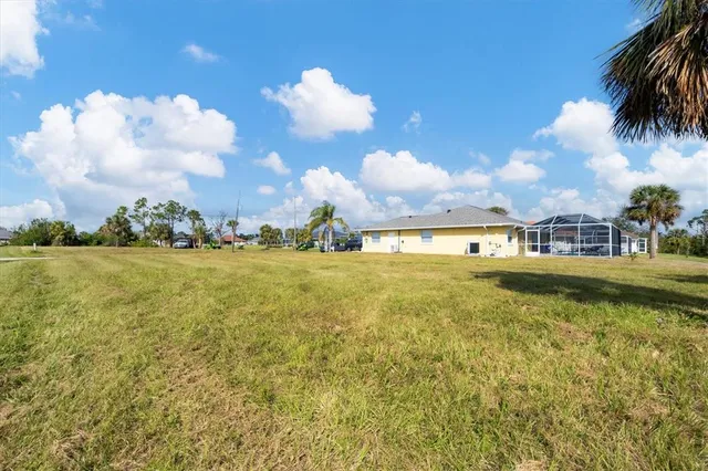 $64,000 | 74 Long Meadow Court, Rotonda West, FL 33947