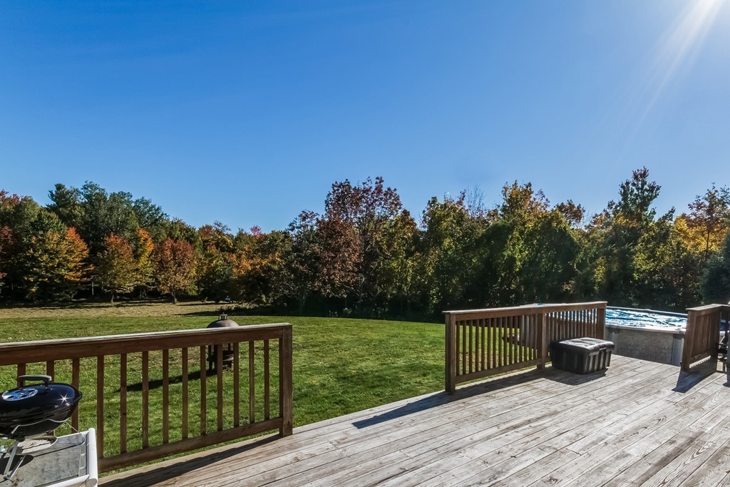 331 Hollis Road Lunenburg, MA 01462 - Photo 26 of 29 Gallery Image 26