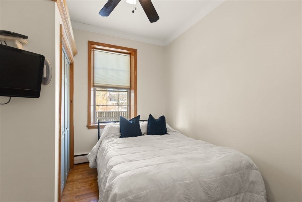 26 Summer Street, Unit 1 Marblehead, MA 01945 - Photo 16 of 35