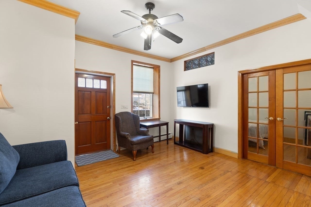 26 Summer Street, Unit 1 Marblehead, MA 01945 - Photo 5 of 35