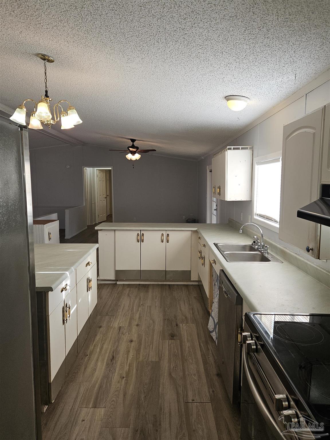 5300 Persimmon Hollow Road Milton, FL 32583 - Photo 7 of 40