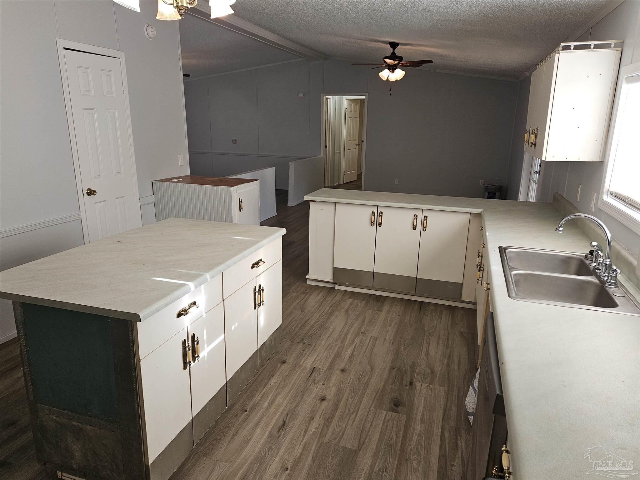 5300 Persimmon Hollow Road Milton, FL 32583 - Photo 8 of 40