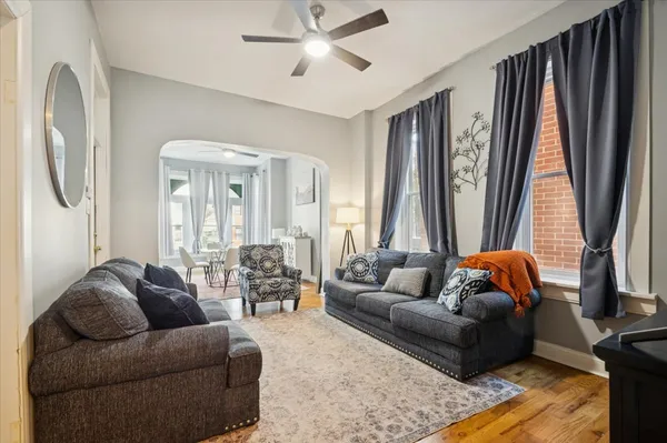 $2,200 | 1448 North Fairfield Avenue, Unit 1, Chicago, IL 60622