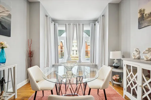 $2,200 | 1448 North Fairfield Avenue, Unit 1, Chicago, IL 60622