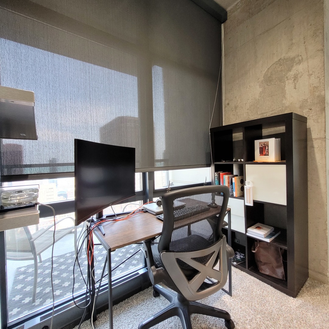 235 West Van Buren Street, Unit 3902 Chicago, IL 60607 - Photo 17 of 27