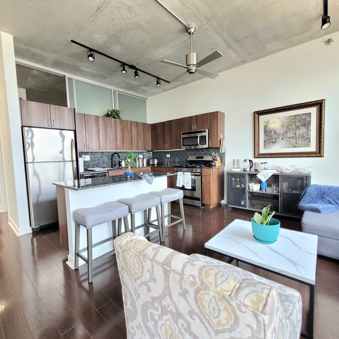 235 West Van Buren Street, Unit 3902 Chicago, IL 60607 - Photo 10 of 27