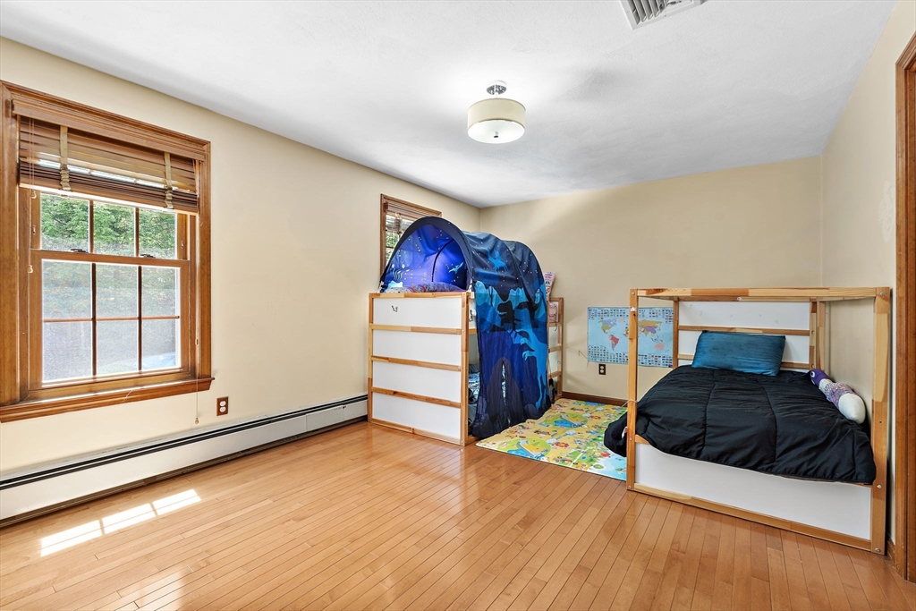 4 Dix Road Franklin, MA 02038 - Photo 16 of 39
