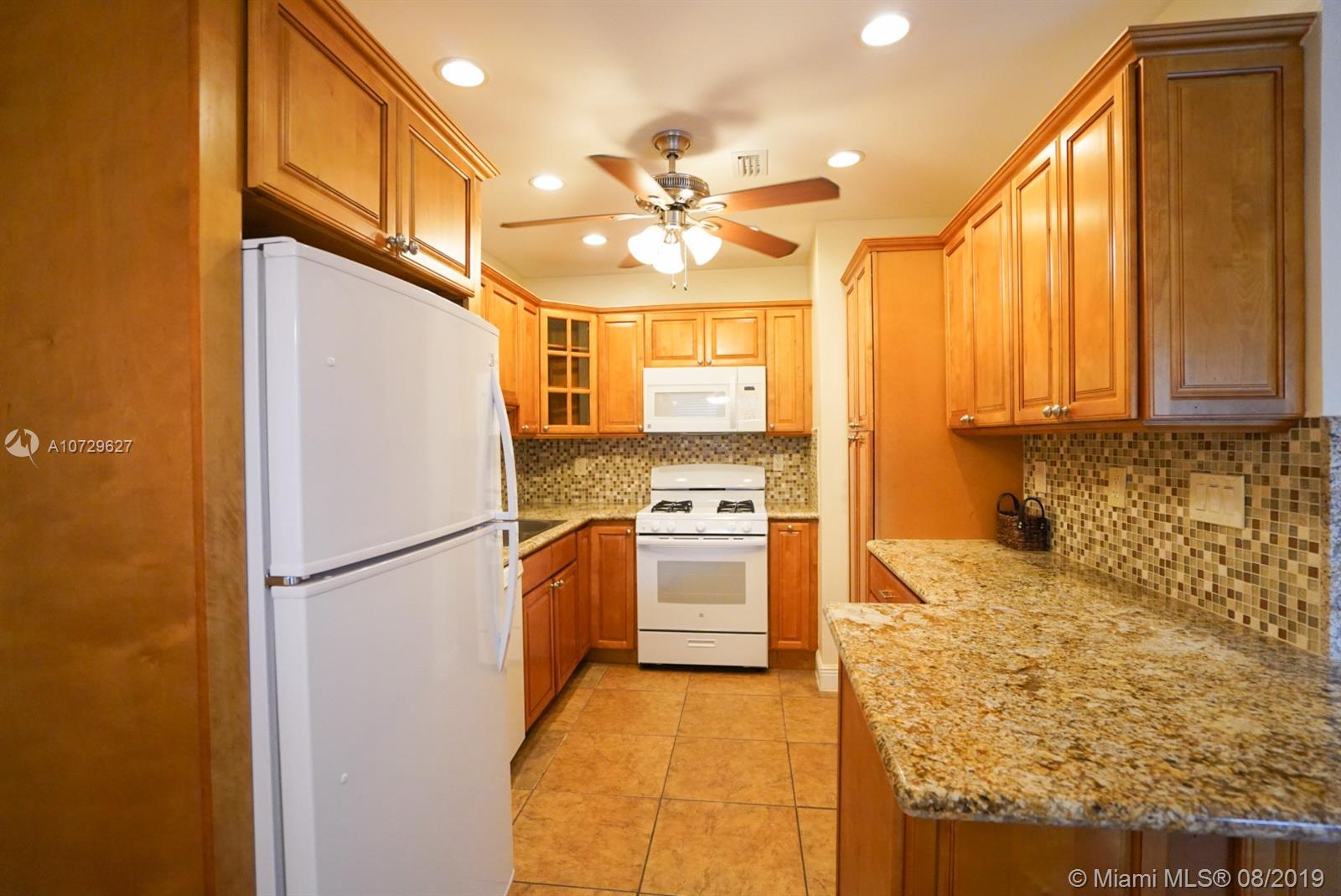 11501 Southwest 109th Road, Unit 13D Miami, FL 33176 - Photo 17 of 30 Kitchen Full View