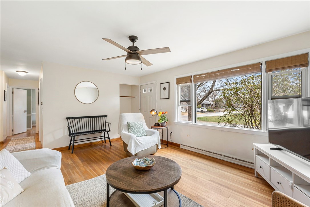 32 Overhill Road Warren, RI 02885 - Photo 14 of 47