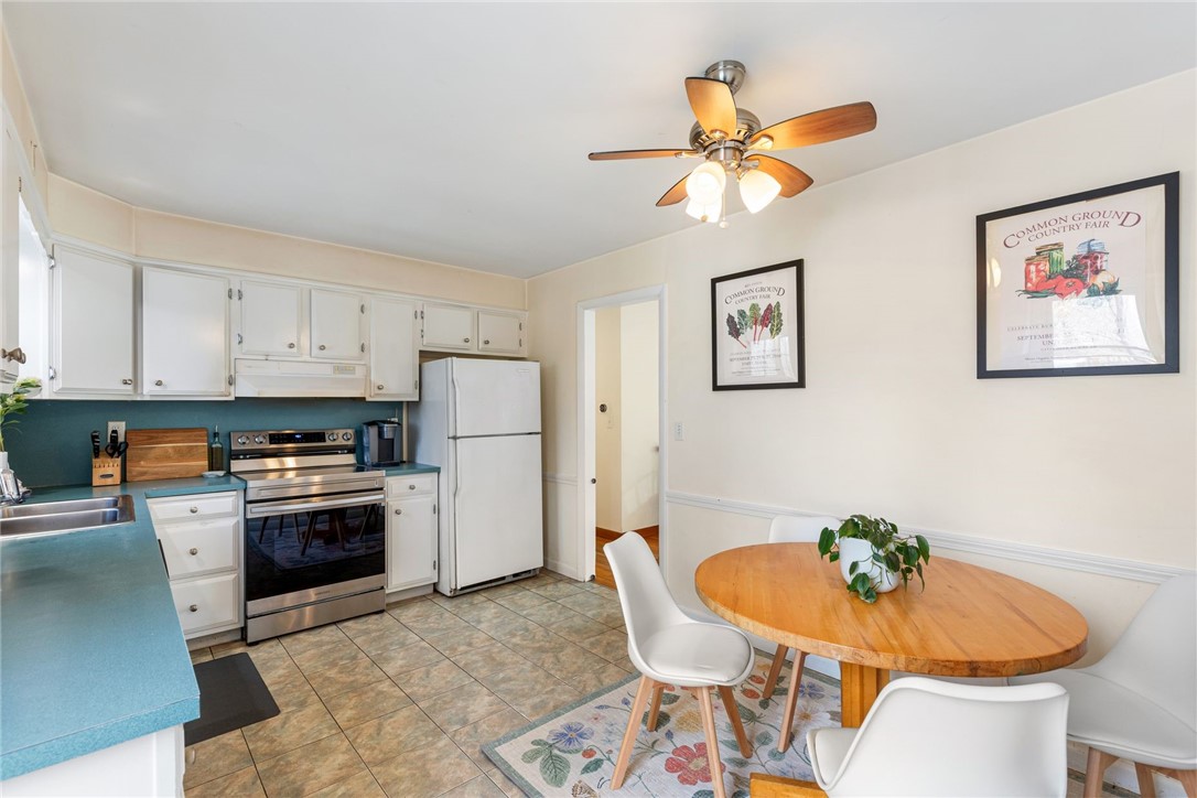 32 Overhill Road Warren, RI 02885 - Photo 17 of 47