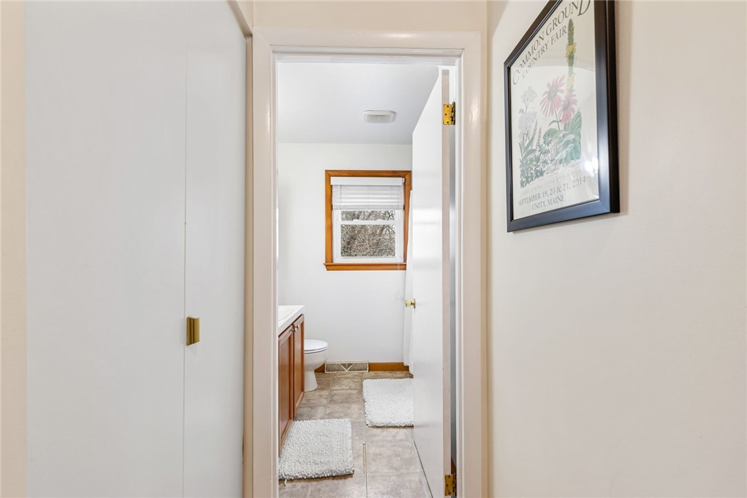 32 Overhill Road Warren, RI 02885 - Photo 30 of 47
