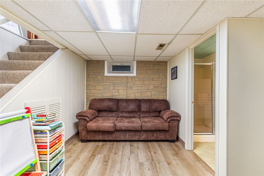 32 Overhill Road Warren, RI 02885 - Photo 36 of 47
