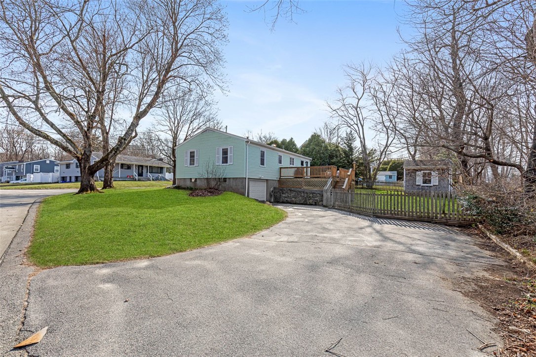 32 Overhill Road Warren, RI 02885 - Photo 5 of 47