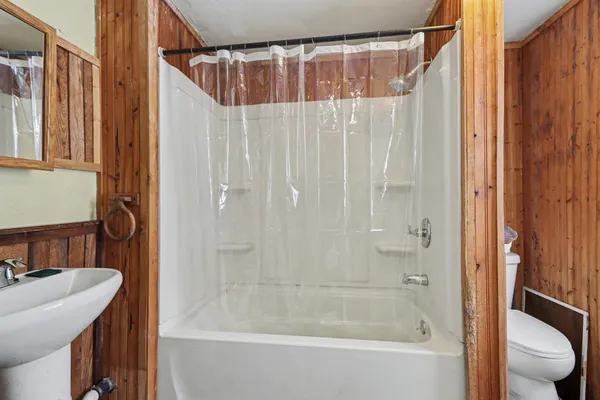 $79,900 | 1710 North Park Street, Kalamazoo, MI 49007