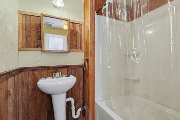 $79,900 | 1710 North Park Street, Kalamazoo, MI 49007