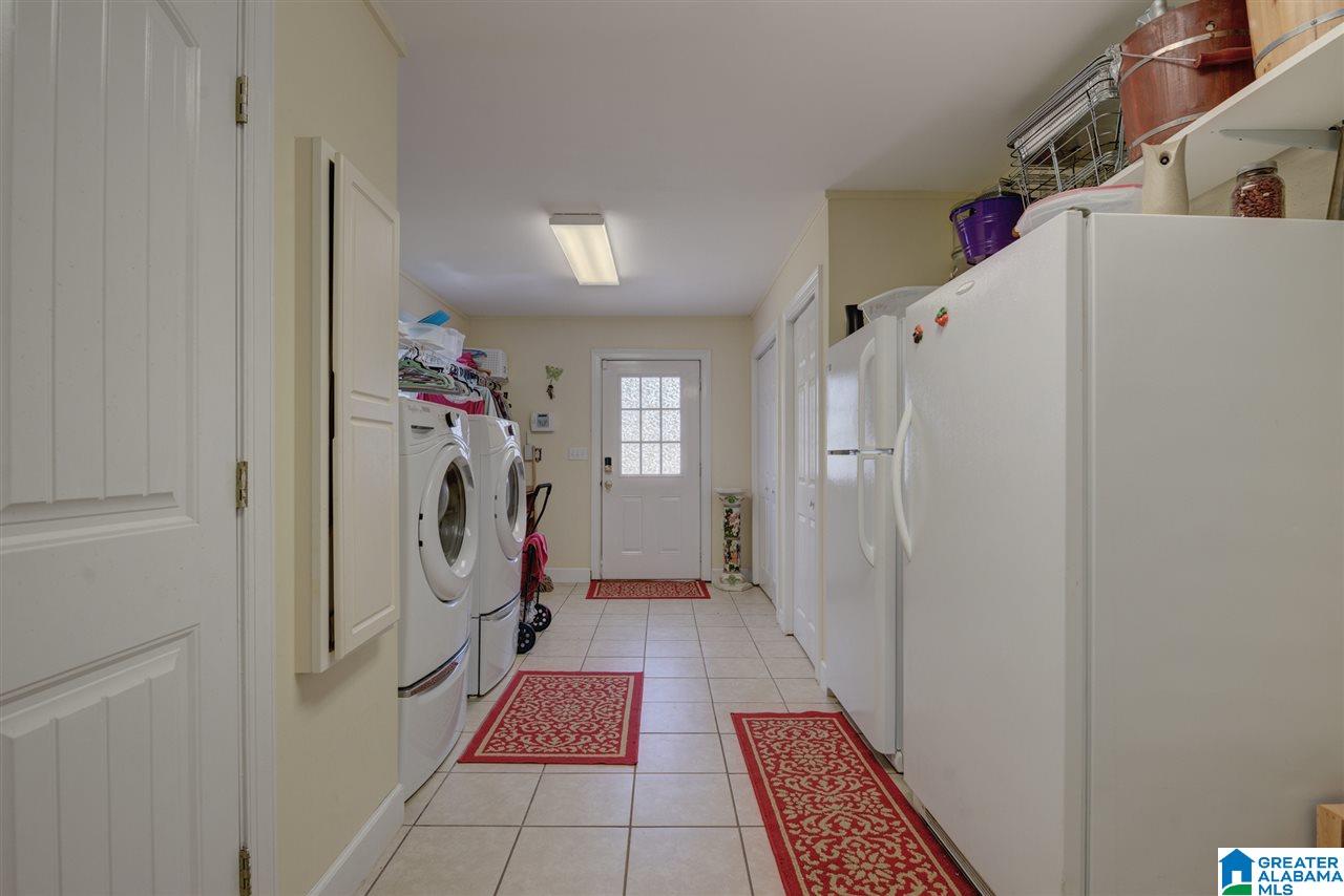980 Kathy Lane Fultondale, AL 35068 - Photo 19 of 42