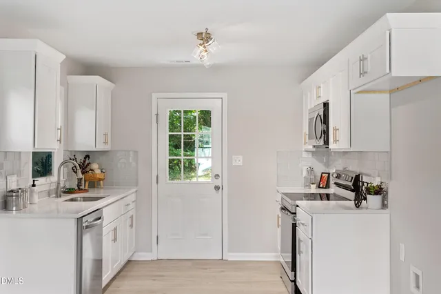 $253,700 | 429 Eugene Street, Durham, NC 27701