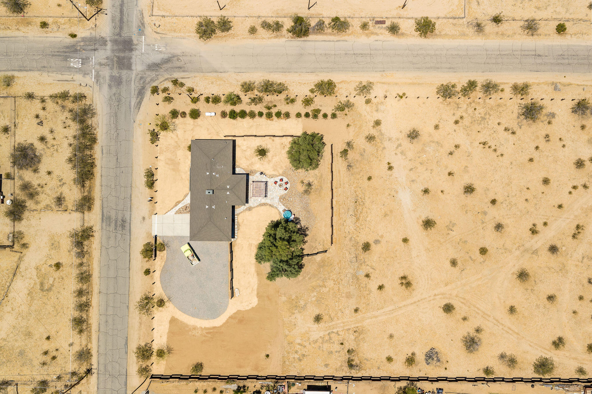 64722 Sun Mesa Road Joshua Tree, CA 92252 - Photo 4 of 55 64722SunMesaRd-63