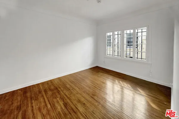 $2,400 | 351 North Sierra Bonita Avenue, Unit 2, Los Angeles, CA 90036
