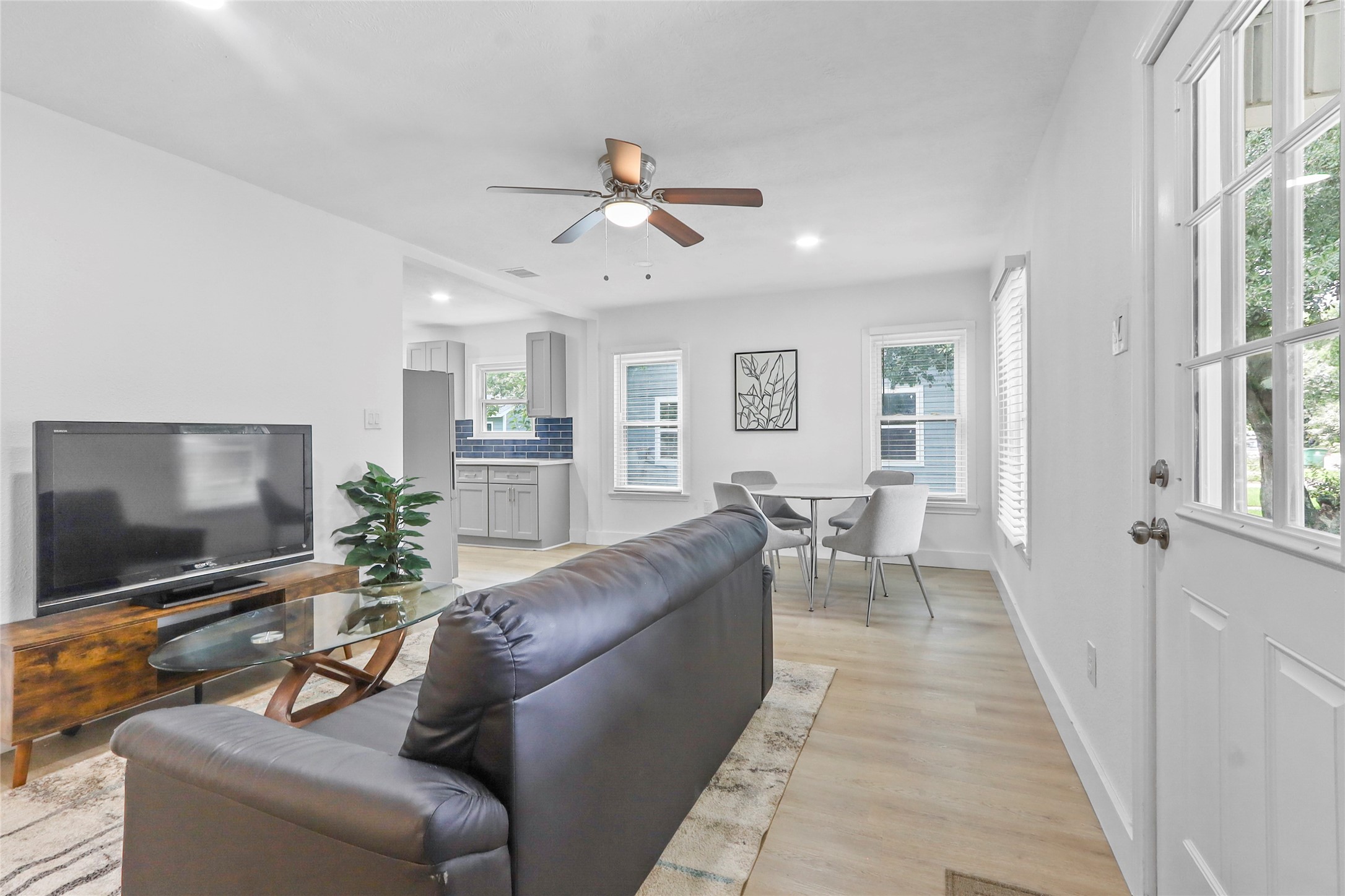 4516 Normandy Way Houston, TX 77021 - Photo 2 of 15