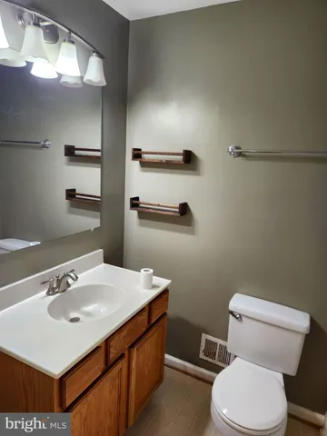 $2,700 | 88 Crab Apple Court, Linden, VA 22642