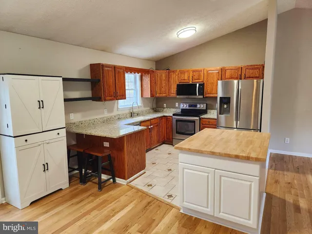 $2,700 | 88 Crab Apple Court, Linden, VA 22642