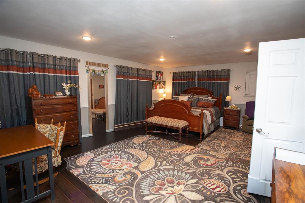 1430 Point Road Graham, TX 76450 - Photo 8 of 36