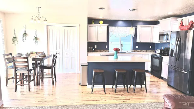 $464,999 | 993 South Kalahari Avenue, Kuna, ID 83634