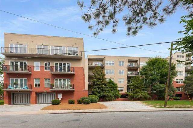 $239,900 | 384 Ralph McGill Boulevard Northeast, Unit 123, Atlanta, GA 30312