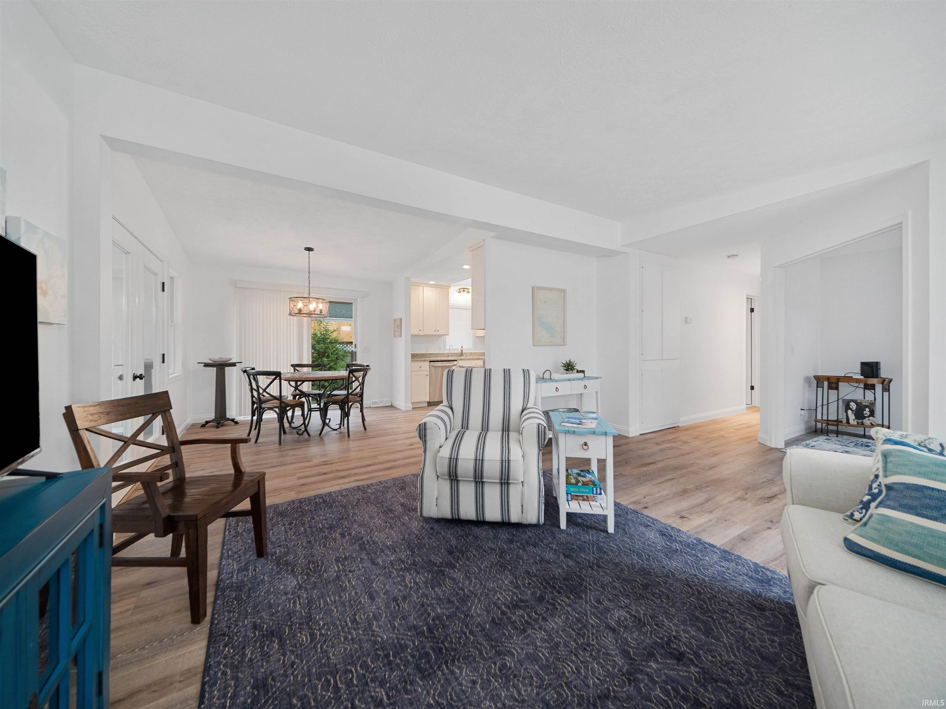 8006 East Cherokee Road Syracuse, IN 46567 - Photo 11 of 36 Gallery Image 11