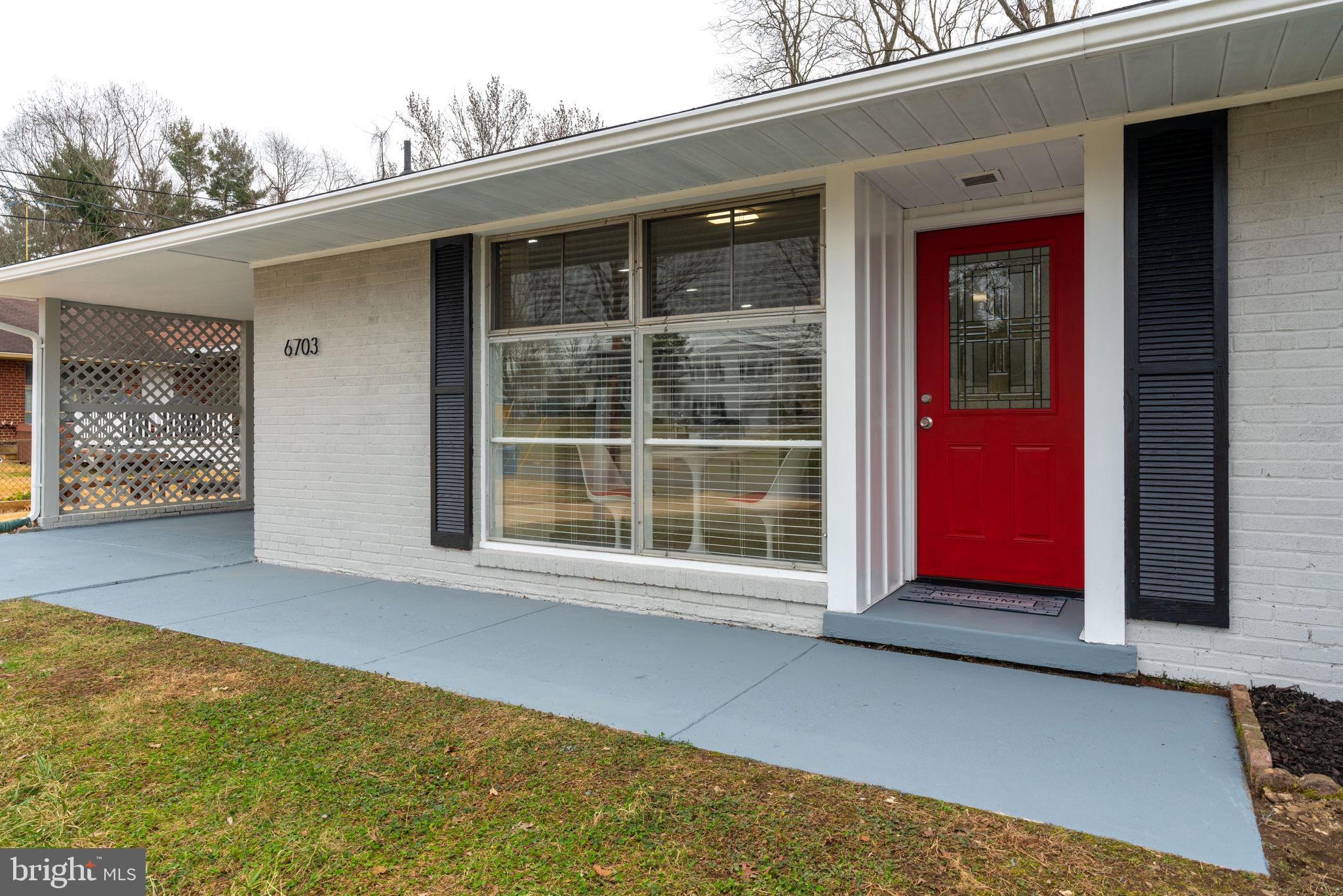 6703 Hopewell Avenue Springfield, VA 22151 - Photo 1 of 48 Gallery Image 1