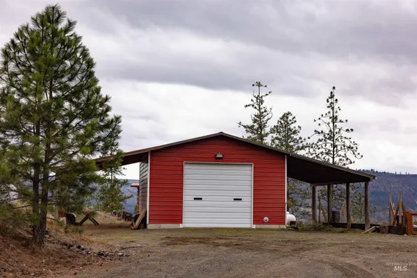 $554,000 | 402 Beaverslide Road, Kamiah, ID 83536