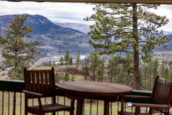 $554,000 | 402 Beaverslide Road, Kamiah, ID 83536