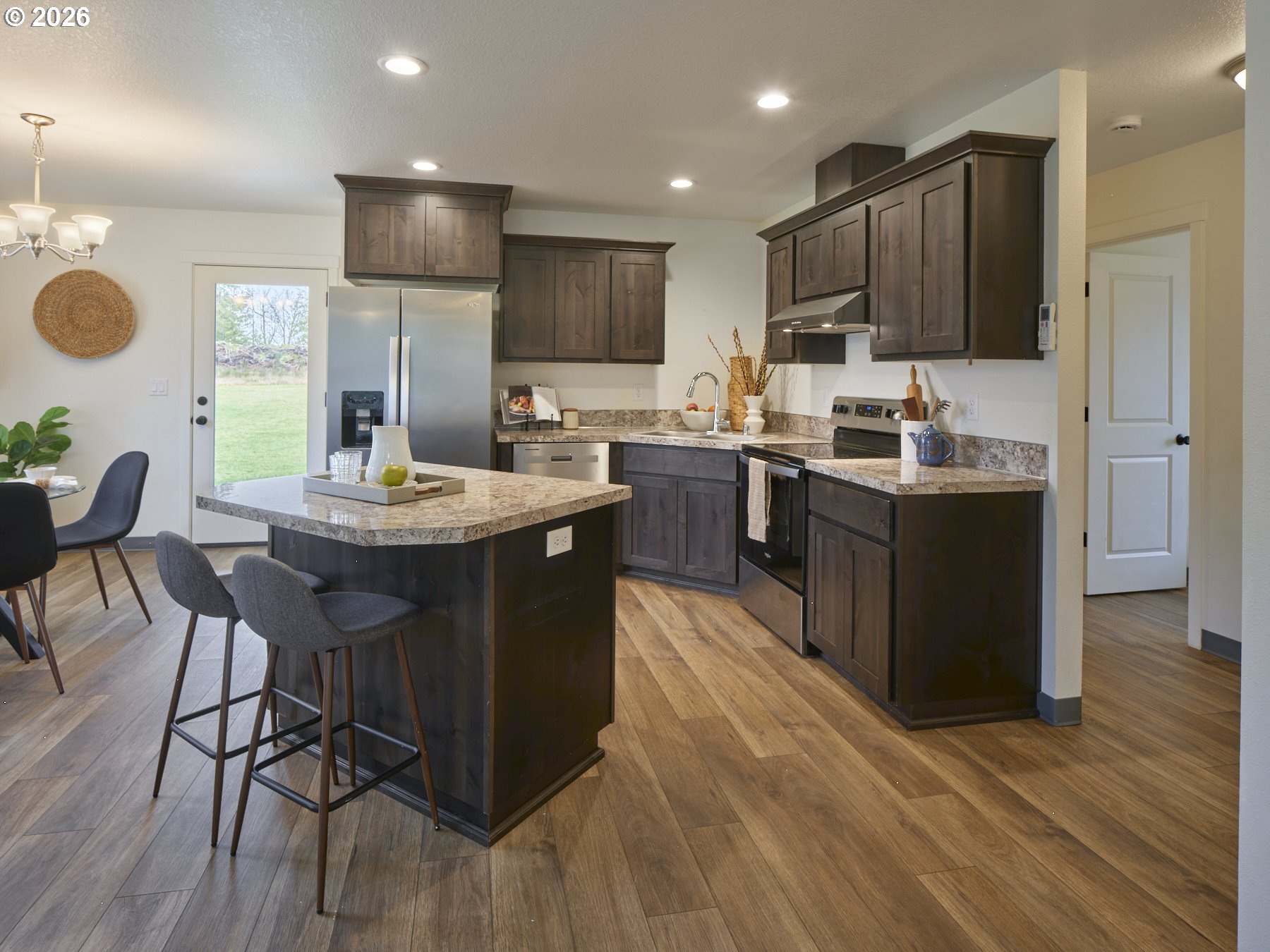 497 Hart Road Winlock, WA 98596 - Photo 10 of 36 Kitchen